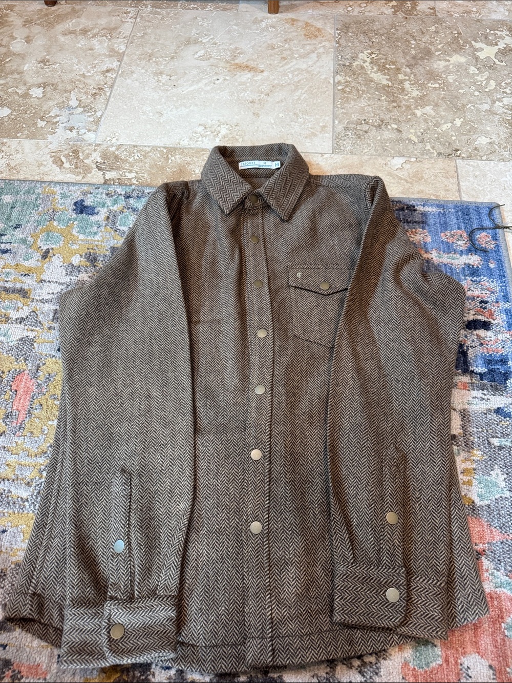 Criquet button up shirt size medium 
Worn once